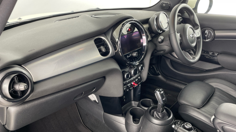 MINI Hatchback 1.5 Cooper Exclusive 5dr Auto Petrol Hatchback